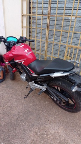 VENDO OU TROCO CB TWISTER 2018