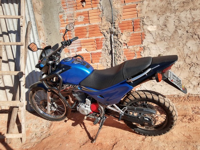 VENDO OU TROCO POR OUTRA MOTO