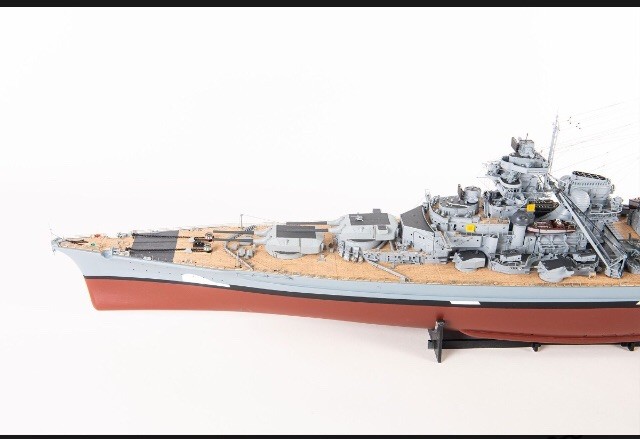 Navio Bismark para montar escala 1/200 - Foto 2