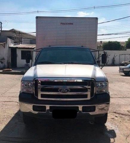 Ford F4000 Baú - Foto 3