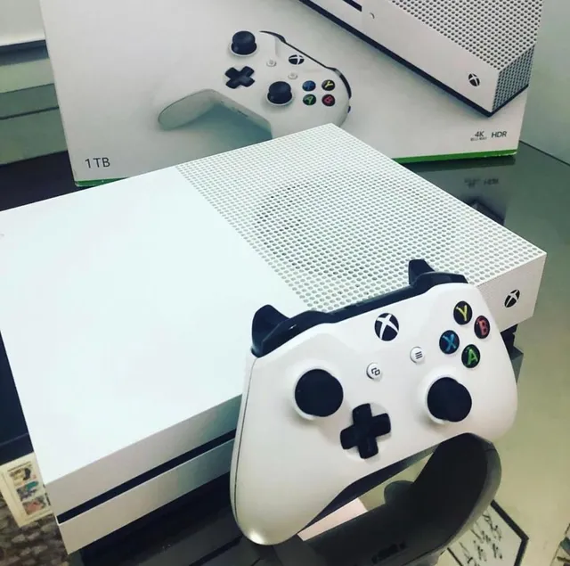 Console Xbox One S 1TB (Edição do Minecraft) (Seminovo) - Arena Games -  Loja Geek