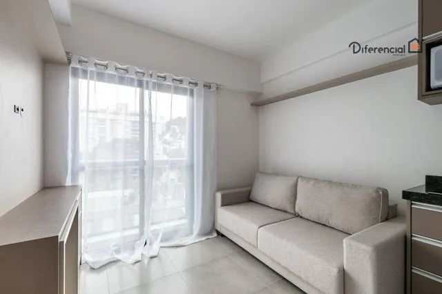 Apartamento com 1 dormitório para alugar, 27 m² por R$ 2.850,00/mês - Água Verde - Curitib