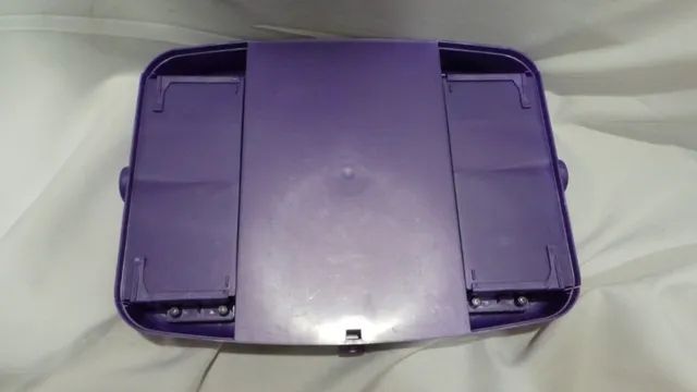 Mini penteadeira frozen da disney em plástico com 2 gavetas e espelho linda!! - Foto 3