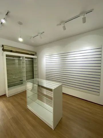 Painel Canaletado e Balcões de loja - Foto 5