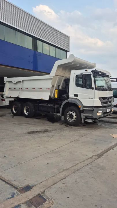 M.Benz 3131  - Foto 4