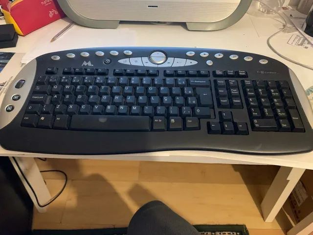 Desktop+Monitor+Teclado s/fio - Foto 4