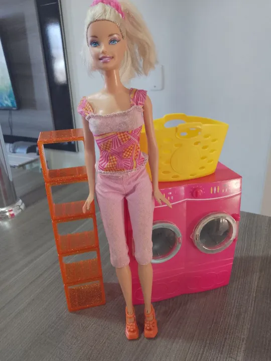 Barbie Kit Brincando de Lavanderia