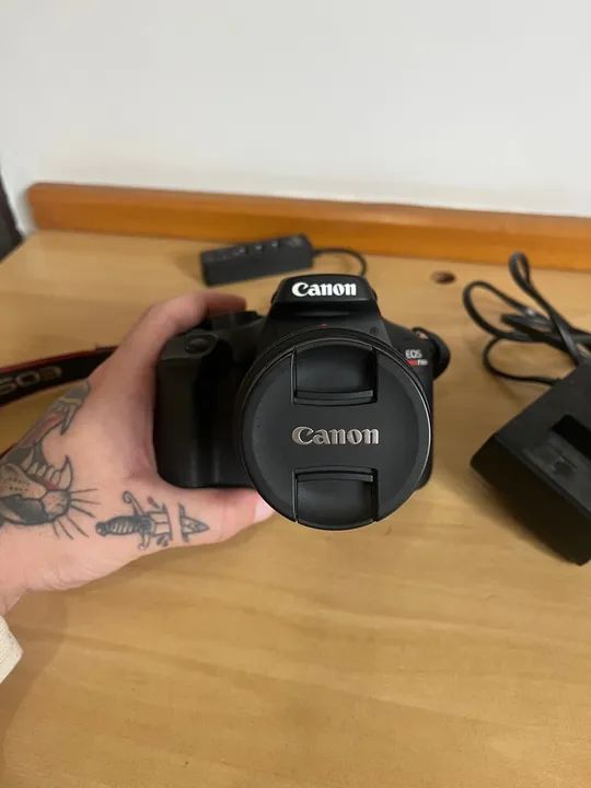 Câmera Cannon Rebel T100 + Lente 18 - 5mm + Cartão 256GB - Foto 3