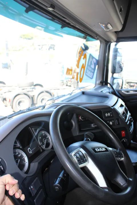 XF FTS480 6x2 Space Cab (diesel)(E5). - Foto 10