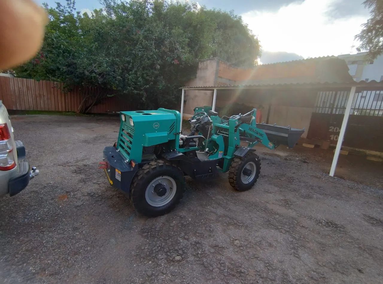 Mini Carregadeira Agrícola, pra vender rápido  - Foto 3