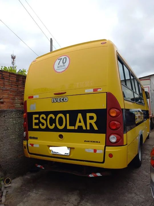 Micro ônibus Iveco 70C17 ano 12/13 - Foto 2