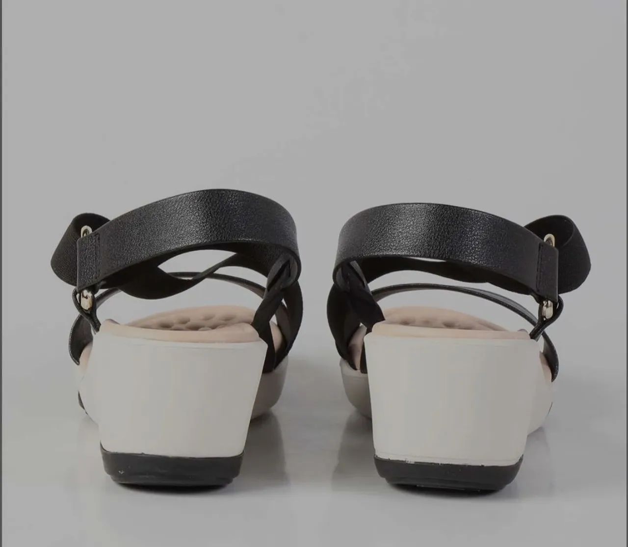 Vendo Sandália Anabela Modare. Elástico 36<br><br>Ortopédica Modare - Foto 3