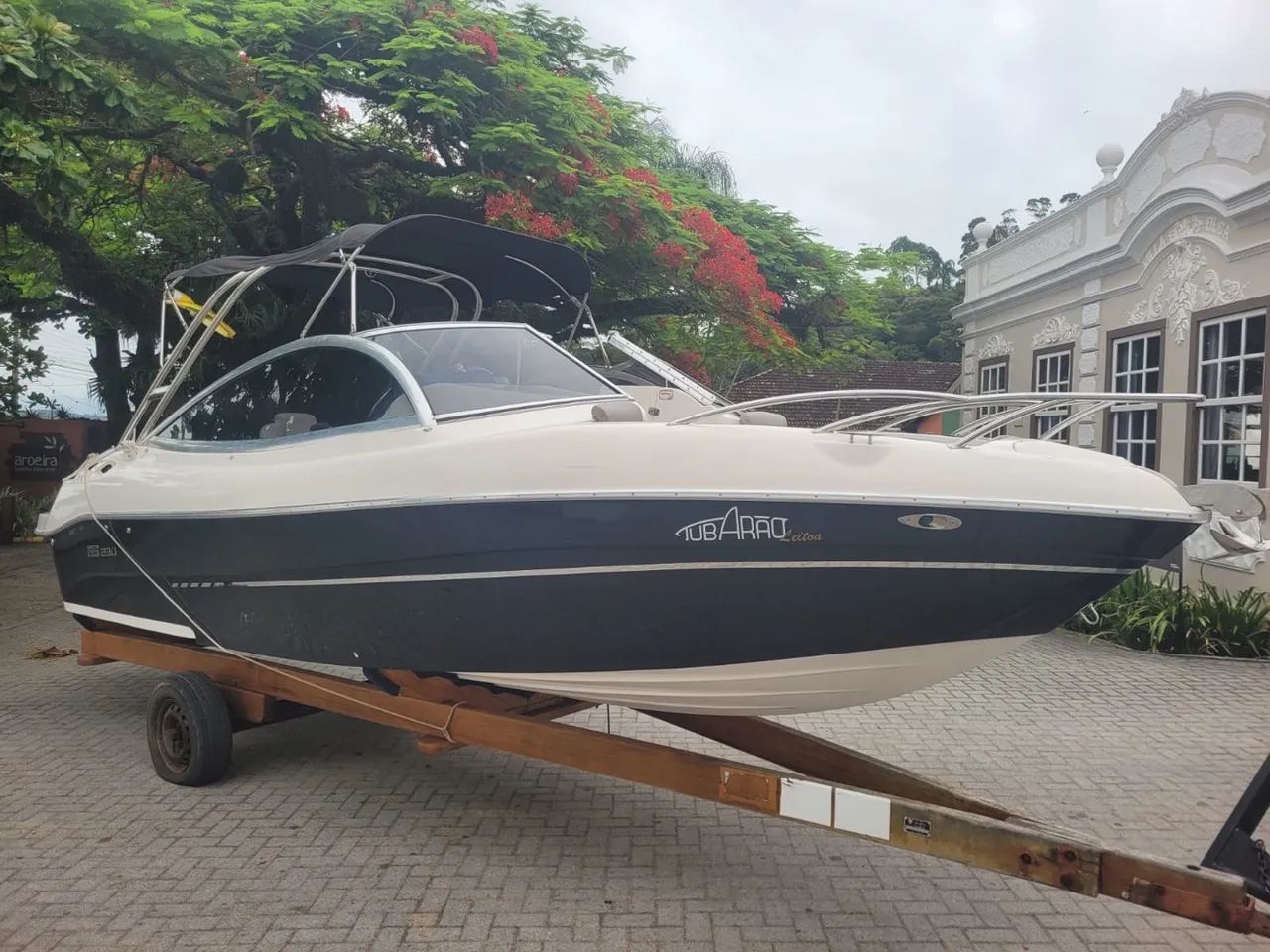 Vendo lancha FS 230 com banheiro  - Foto 4