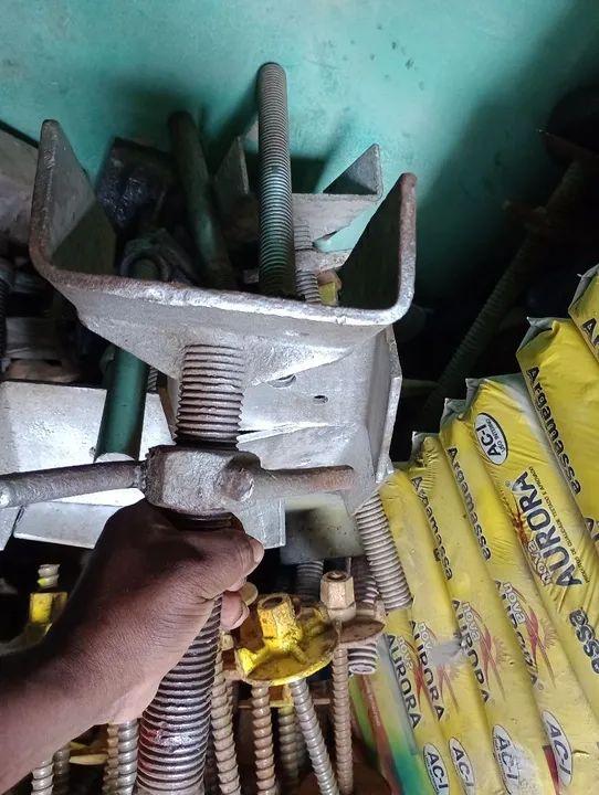 Forcado duplos com regulagem  - Foto 3