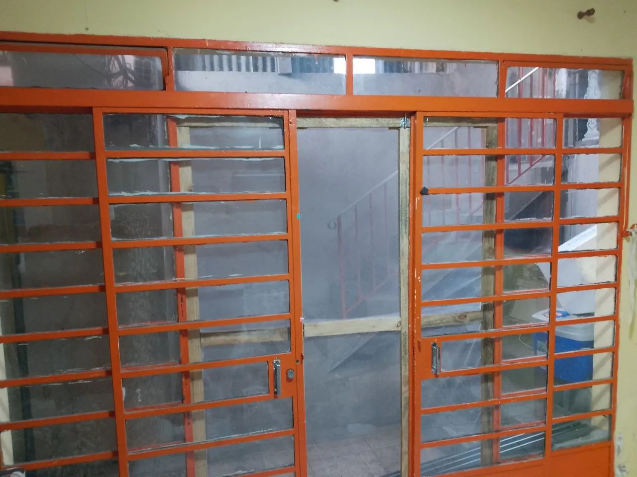 Porta balcão antiga