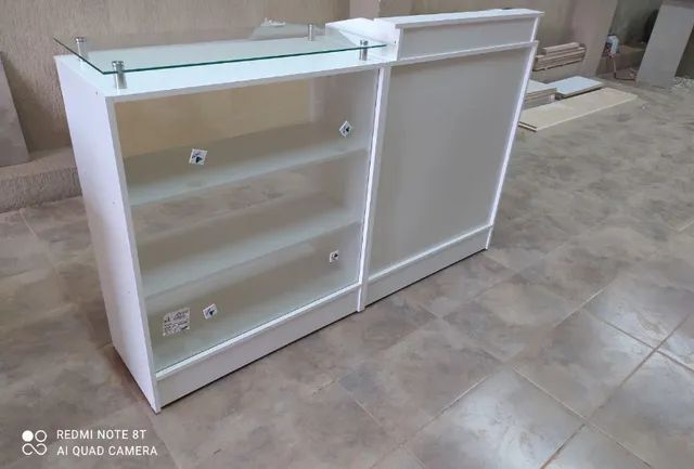 BALCÃO CAIXA + VITRINE COM TAMPO DE VIDRO  - Foto 2