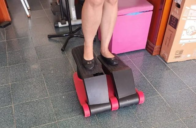 Simulador De Caminhada - Air Climber Genis - Foto 2