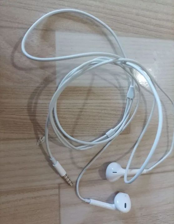 Fones de Ouvido Apple EarPods com Fio - Foto 2