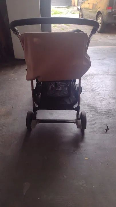 Carrinho de Bebê com Bebê Conforto burigotto - 1 ano e 3 meses de uso - Foto 5