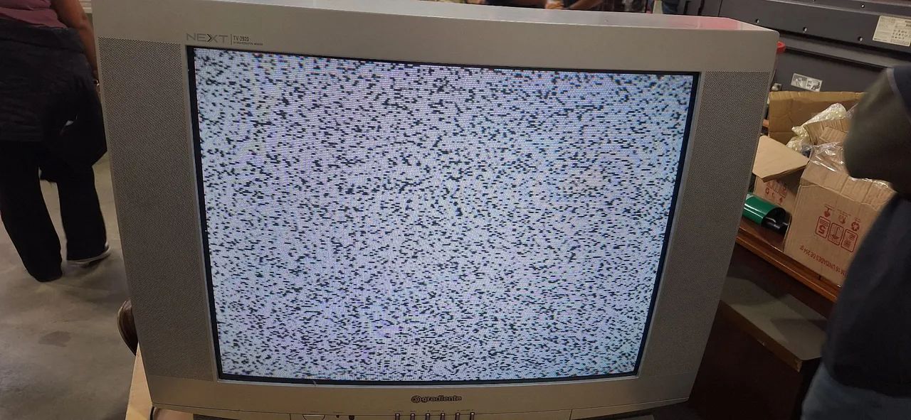 TV Gradiente Next 2033 - Foto 2