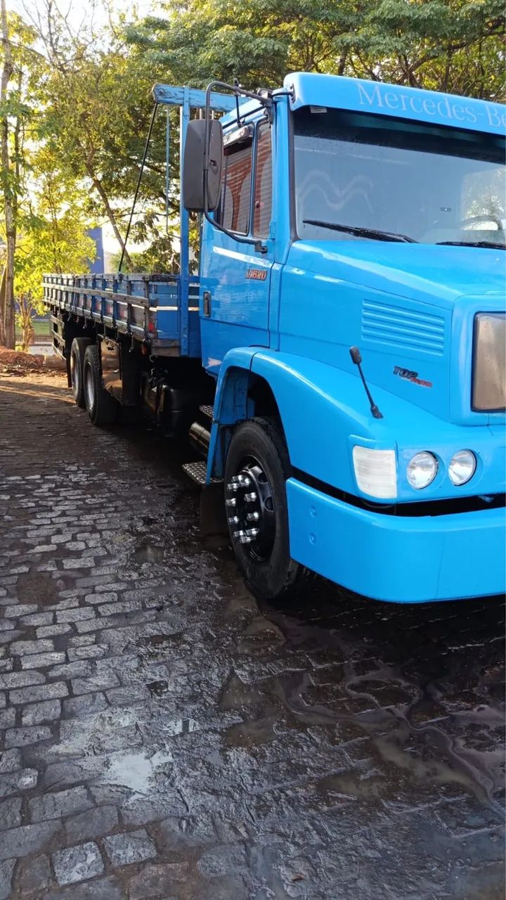 Mercedes L1620  Ano 2005 - Foto 14