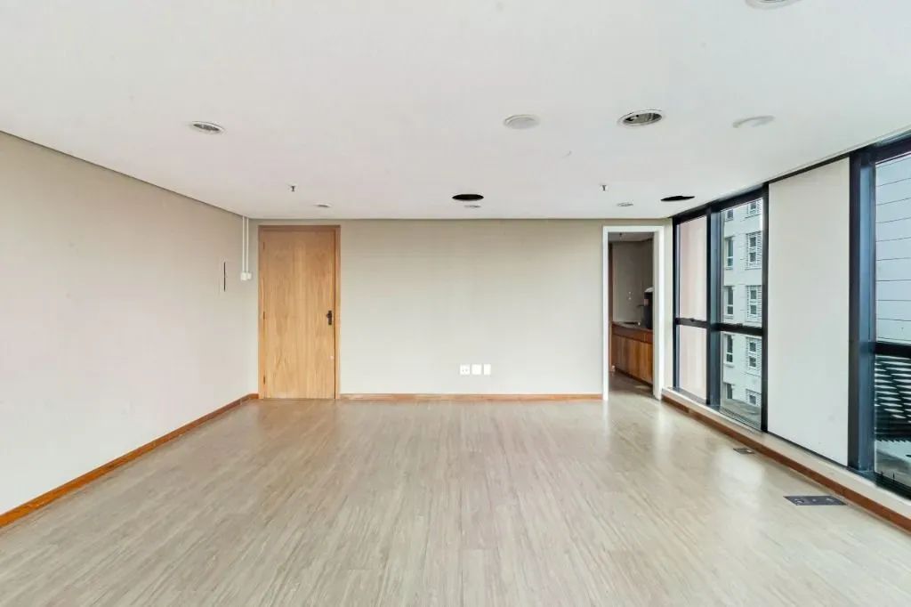 Linda sala comercial no bairro Bela Vista em Porto Alegre. Imóvel com 37 m² de área privat - Foto 10