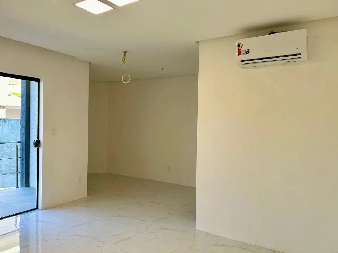 Casa para alugar no bairro Alphaville (Abrantes) em Camaçari/BA - Foto 12