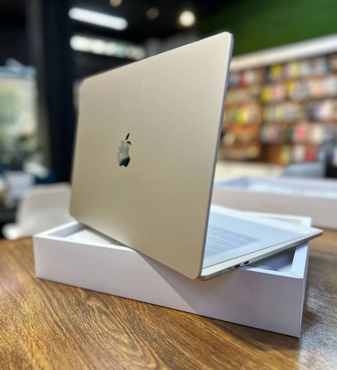  MacBook Air M3 256 GB 16 Ram Lacrado  - Foto 2