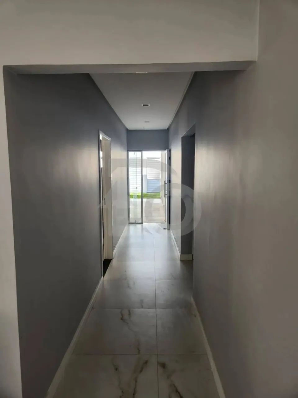 Casa no Bairro Coroa do Meio com 5 Quartos e 4 Banheiros - Foto 4
