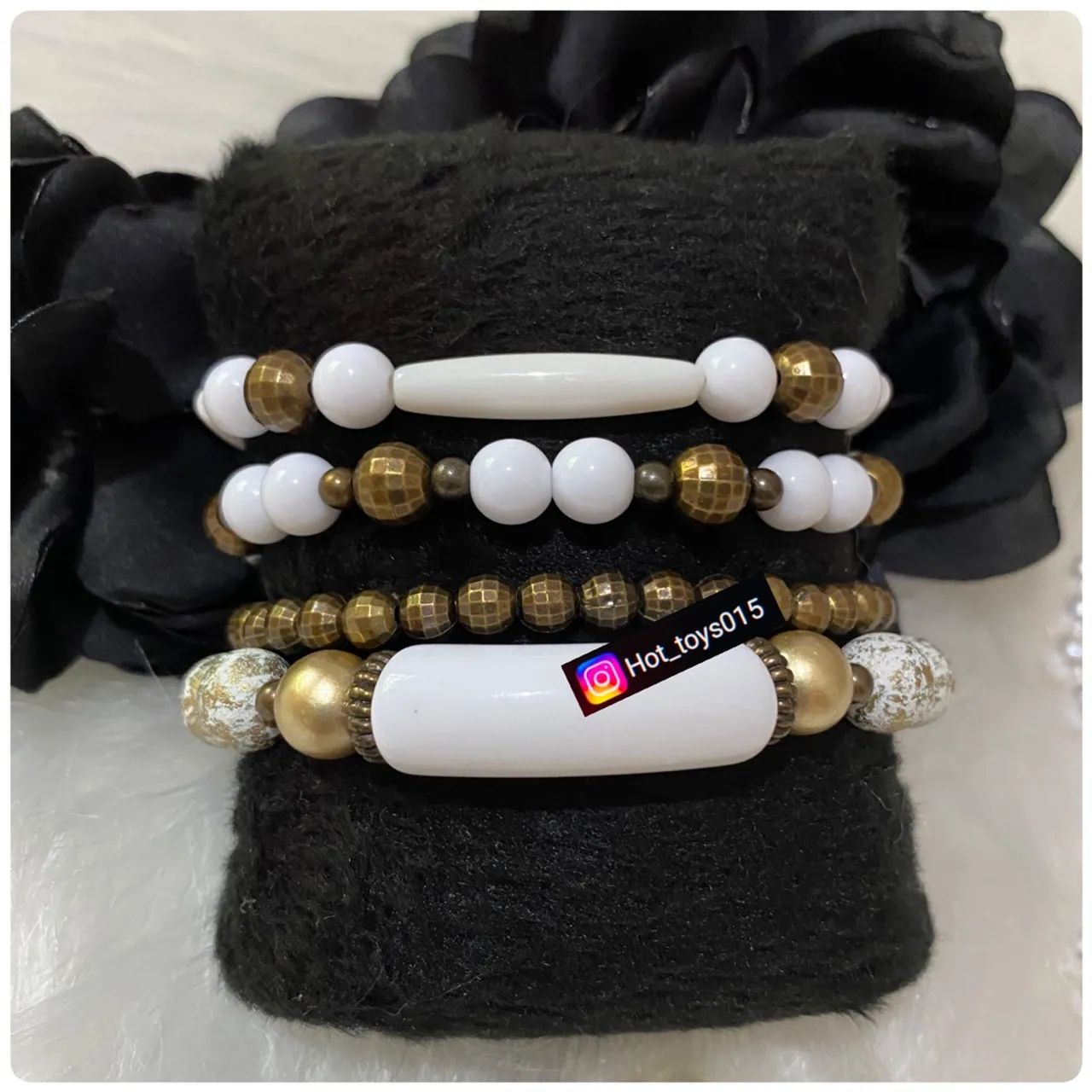 Conjunto de pulseiras com detalhes dou rados - Foto 5
