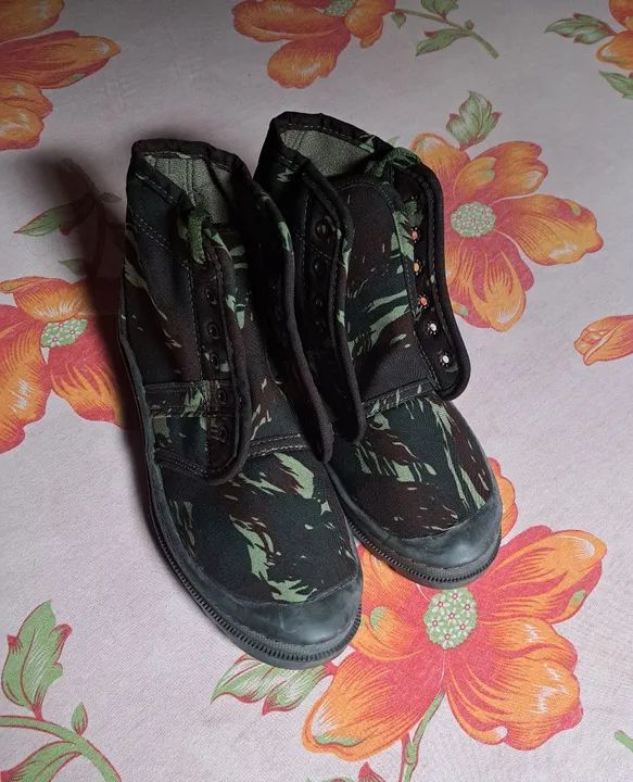 Tênis camuflado boot tamanho 40 Novo