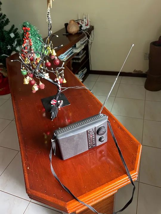 Rádio Portátil Usado - Foto 3