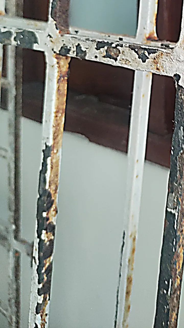 Iron and Metalon Gate64717311164802123