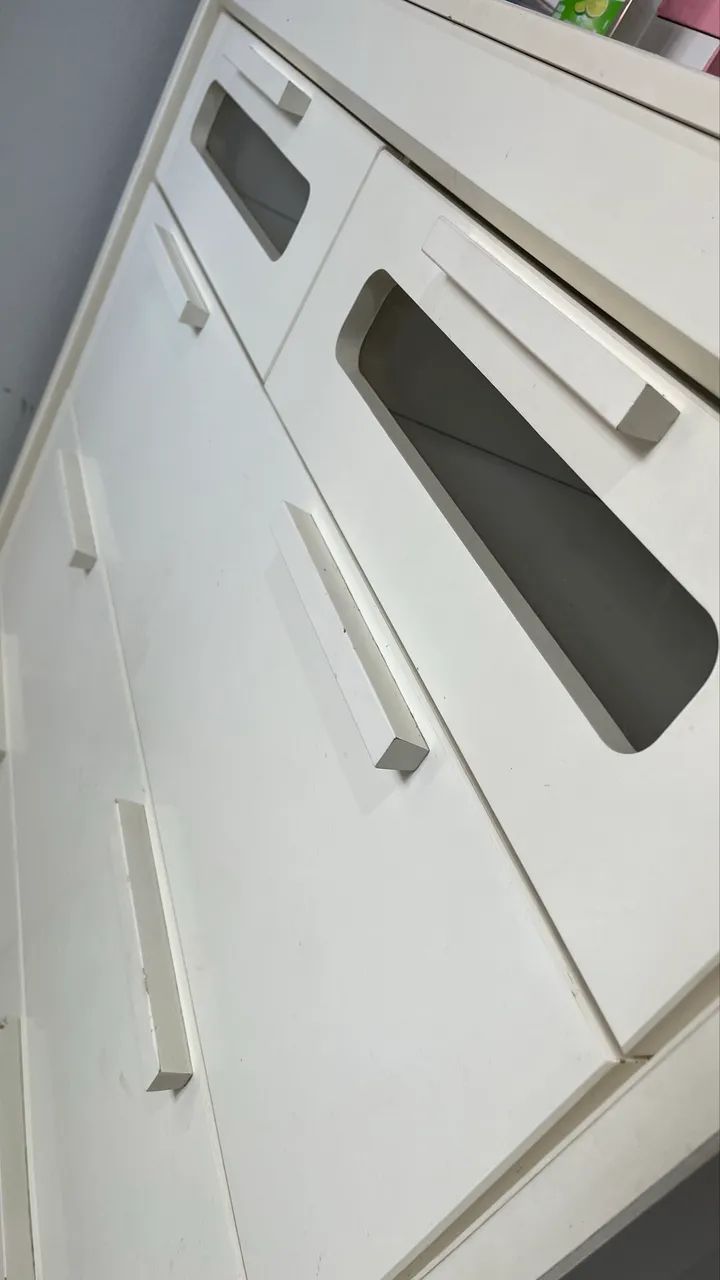 Cômoda 64296129217538122