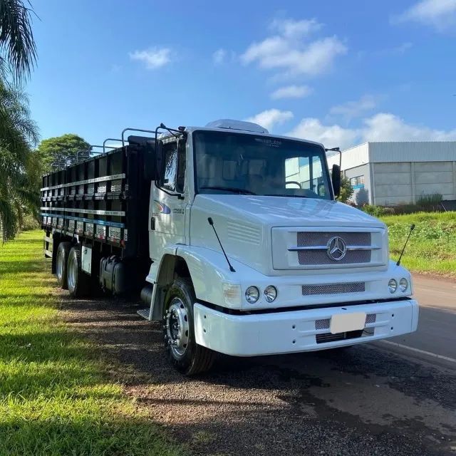 MERCEDES-BENZ 1620 6X2 CARROCERIA GRANELEIRO  ANO 2006 - Foto 4