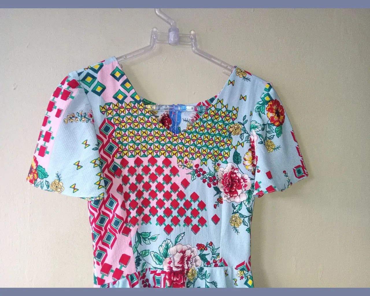 Vestido Midi Floral Colorido - Foto 2