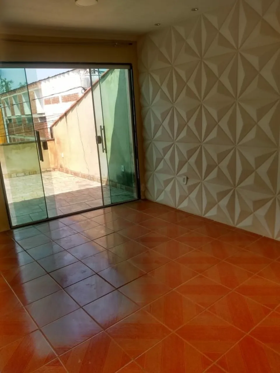 Casa muito bem localizada