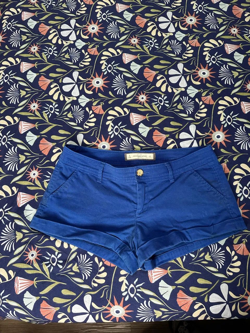 Mini shorts importado Abercrombie Fitch 38