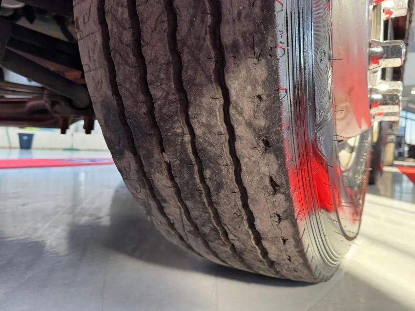 VOLVO VM 330 8X2 2022 - Foto 13