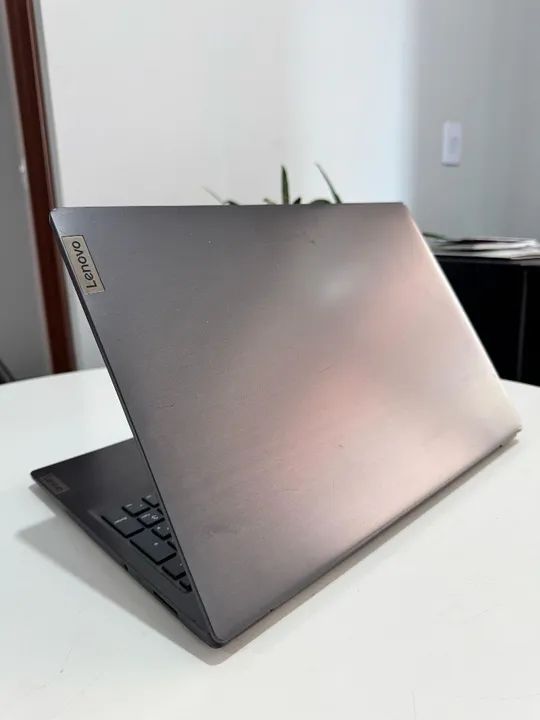 Notebook Lenovo i3 10 ger 8 ram SSD  - Foto 3