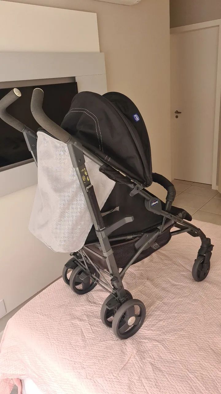 Carrinho de Bebê Chicco Lite Way - Foto 2