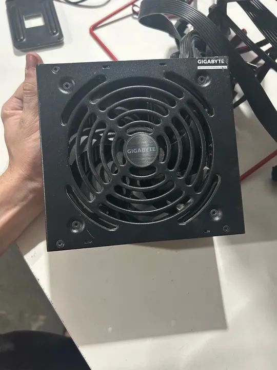 Fonte 550W Gigabyte P550B, 80 Plus Bronze - Foto 3