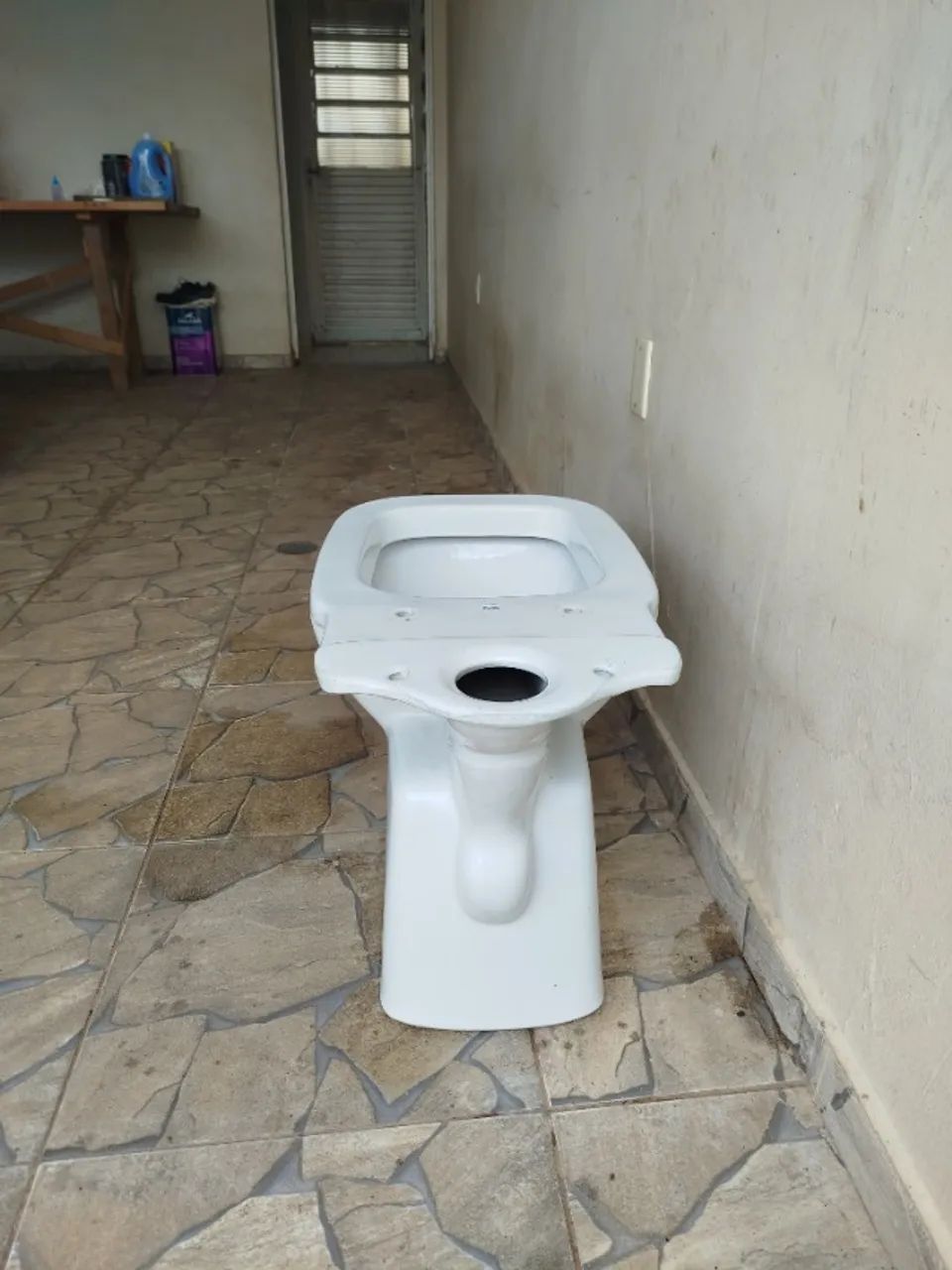 Vaso sanitário branco - Foto 3
