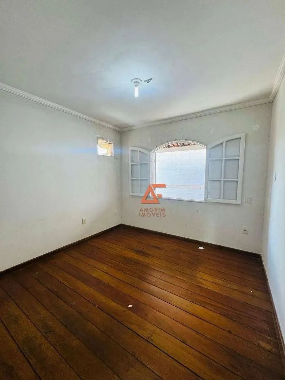 Casa com 4 dormitórios para alugar, 308 m² por R$ 3.370/mês - Centro - São Pedro da Aldeia - Foto 2
