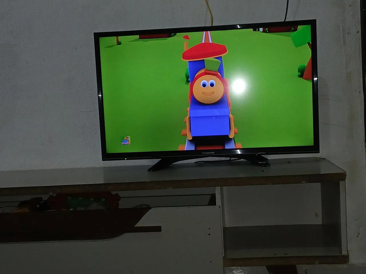 TV Panasonic - Tela de 32 polegadas