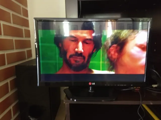 TV de 41" LG com Controle