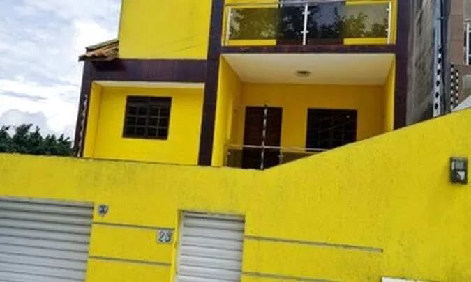 Excelente casa duplex para alugar, excelente localização, em local agradável!