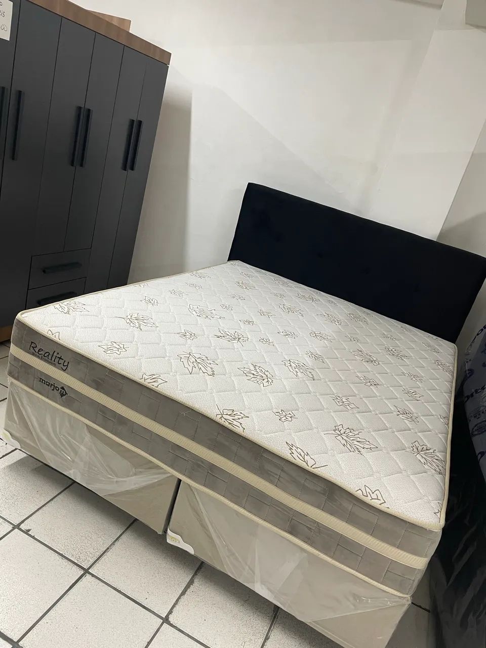 Cama queen size entrego 