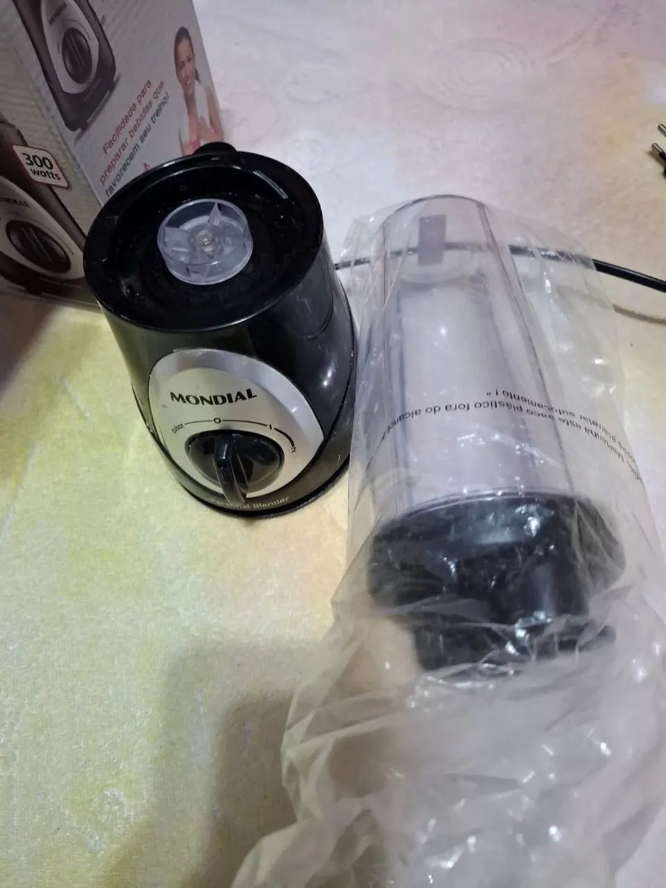 Liquidificador Pessoal Mondial 300W - 2 Copos 750ml - Foto 2
