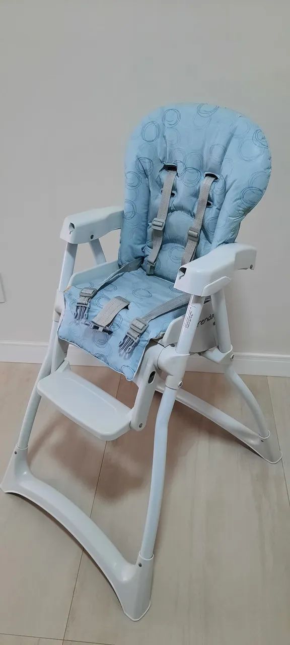 Cadeira de alimentação Burigoto. - Foto 3